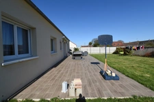 MAISON RT 2012 OFFRANT 4 CHAMBRES DE PLAIN-PIED - TRES BON ETAT - BELLES PRESTATIONS