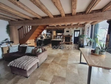 CHARMANTE MAISON ANCIENNE AVEC STUDIO INDEPENDANT