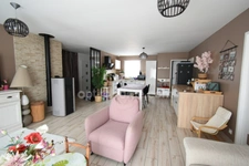 MAISON RT 2012 OFFRANT 4 CHAMBRES DE PLAIN-PIED - TRES BON ETAT - BELLES PRESTATIONS