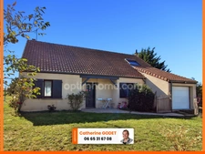 Maison traditionnelle offrant 5 chambres