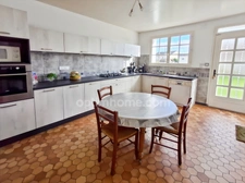 LONGERE DE 170 M² HABITABLES A RENOVER sur un beau terrain de 2000 m² divisible et constructible