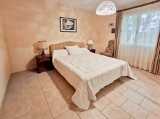 Maison de plain-pied offrant 162 m² habitables