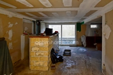 Maison traditionnelle A RENOVER ENTIEREMENT, 4 chambres, sous sol total