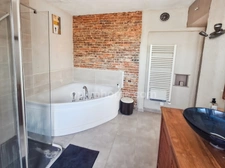 MAISON ANCIENNE AVEC STUDIO - BELLES PRESTATIONS