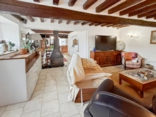 FERMETTE ENTIEREMENT RENOVEE BEAU POTENTIEL