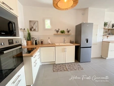 OLETTA – Appartement 3 pièces en duplex avec terrasses, jardin et vue montagnes panoramique