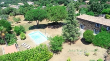 OLETTA – Propriété d’exception en pierre avec piscine et vaste terrain paysager