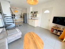 OLETTA – Appartement 3 pièces en duplex avec terrasses, jardin et vue montagnes panoramique