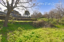 TERRAIN CONSTRUCTIBLE 1984 m2 à RAPALE