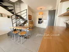 OLETTA – Appartement 3 pièces en duplex avec terrasses, jardin et vue montagnes panoramique
