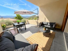 OLETTA – Appartement 3 pièces en duplex avec terrasses, jardin et vue montagnes panoramique