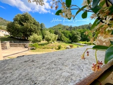 OMESSA – PROPRIETE D’EXCEPTION DE 133 m² SUR 4 403 M² DE TERRAIN AVEC VUE PANORAMIQUE SUR LES MONTAGNES