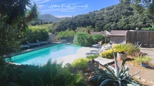 PATRIMONIO – Propriété de charme avec 5 logements, piscine et terrain de 1 440 m²