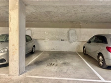 Emplacement parking couvert sécurisé
