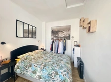 Maison 4 pièces entièrement rénovée proche marché du Montfort