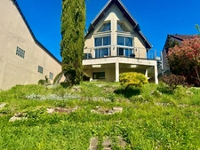Maison familiale vue panoramique
