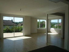 BRASLES (02) à vendre belle  maison contemporaine en parfait état de 186  m2 sur un terrain clos de 1278 m2