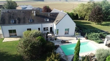 ARCY SAINTE RESTITUE (02) belle maison d'architecte de 291 m2 sur un terrain de 4500 m2 