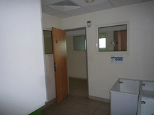 Dpt Aisne (02), Château-THierry, à vendre  immeuble de bureaux haut de gamme, construit en 2002 de 2412 m2, libre.