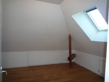 BRASLES (02) à vendre belle  maison contemporaine en parfait état de 186  m2 sur un terrain clos de 1278 m2