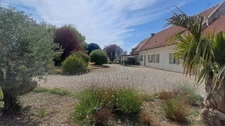 LE THOULT TROSNAY (51) à vendre superbe corps de ferme restauré sur un terrain clos de plus de 8600 m2 avec étang