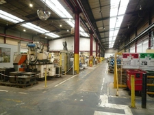  ESSOMES SUR MARNE (02) à vendre locaux industriels de 15000 m2 divibles sur 5.5 hectares dont 1 hectare de parkings 350 