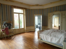 château-Thierry proche à vendre château fin XIX siècle avec salle de réception et dépendances sur un parc de plus de 20000 m2