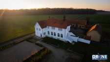 CHAMIGNY (77) à vendre murs et fonds d'un domaine de réception en activité 