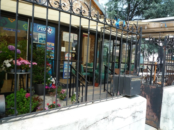 Dpt Aisne (02), à vendre CHATEAU THIERRY Bar 