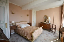  CHATEAU THIERRY (02)  centre, à vendre grande maison bourgeoise de 400 m2 habitables avec bâtiment de 800 m2 