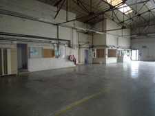  CHATEAU THIERRY (02) à vendre ou à louer un bâtiment industriel de  2000 m2 sur un terrain de 4000 m2 