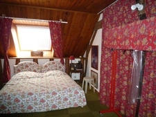 Dpt Aisne (02),  BAULNE EN BRIE à vendre superbe propriété de 380 m2 habitables sur un terrain de 15 ha avec étang de 3 ha   