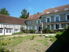 Dpt Aisne (02),  BAULNE EN BRIE à vendre superbe propriété de 380 m2 habitables sur un terrain de 15 ha avec étang de 3 ha   