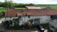 ESSOMES SUR MARNE (02) à vendre joli corps de ferme avec maison et nombreux bâtiments sur un terrain de 10 hectares     