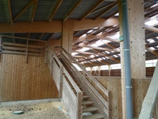 FERE EN TARDENOIS, à vendre grand bâtiment en lamellé colé  de 1800 m2 (60X30) sur un terrain de 2855 m2 
