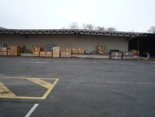  CHATEAU THIERRY (02) à vendre ou à louer un bâtiment industriel de  900  m2 sur un terrain clos 