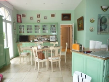 Dpt Seine et Marne (77), for sale near MEAUX superb property of 450 m2 on wooded land of 2 hectares