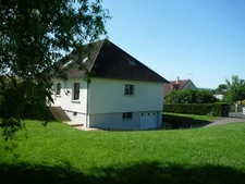 BRASLES (02) à vendre belle  maison contemporaine en parfait état de 186  m2 sur un terrain clos de 1278 m2