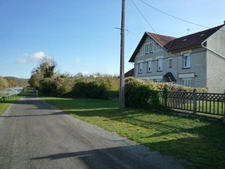 Chassemy (02) à vendre superbe propriété de 320 m2 sur un terrain  clos de 5 ha avec étang de 2 ha
