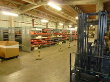  CHATEAU THIERRY (02) à vendre ou à louer un bâtiment industriel de  750  m2 sur un terrain clos 