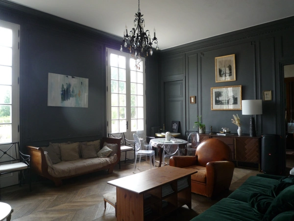  ARMENTIERES EN BRIE (77)à vendre superbe maison de maitre 18 chambres sur son parc arboré de 13500 m2