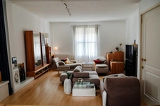 Maison 4 pièces sur 242 m2 de jardin