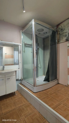 Maison de plein pied 4 pièces sur un terrain d'environ 1400 m2 