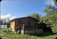 JUZIERS - BORD DE SEINE  – CHALET 2 CHAMBRES – 127 000 € 
