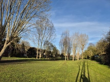 JUZIERS - DOMAINE ILE VERTE  – CHALET 2 CHAMBRES – 116 000 € 