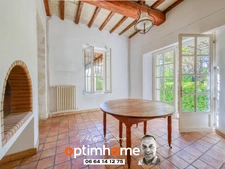 Ensemble Immobilier de Caractère offrant 2 Maisons, Jardin Méditerranéen piscine et Double Garage - Nîmes Saint Césaire