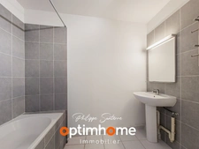 Appartement T3 2 chambres avec deux balcons + garage – Nîmes Centre-ville