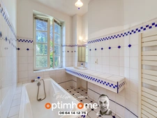 Ensemble Immobilier de Caractère offrant 2 Maisons, Jardin Méditerranéen piscine et Double Garage - Nîmes Saint Césaire