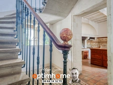Ensemble Immobilier de Caractère offrant 2 Maisons, Jardin Méditerranéen piscine et Double Garage - Nîmes Saint Césaire