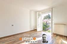 MARGUERITTES – Maison familiale 170 m² avec deux niveaux indépendants, grand jardin et forage